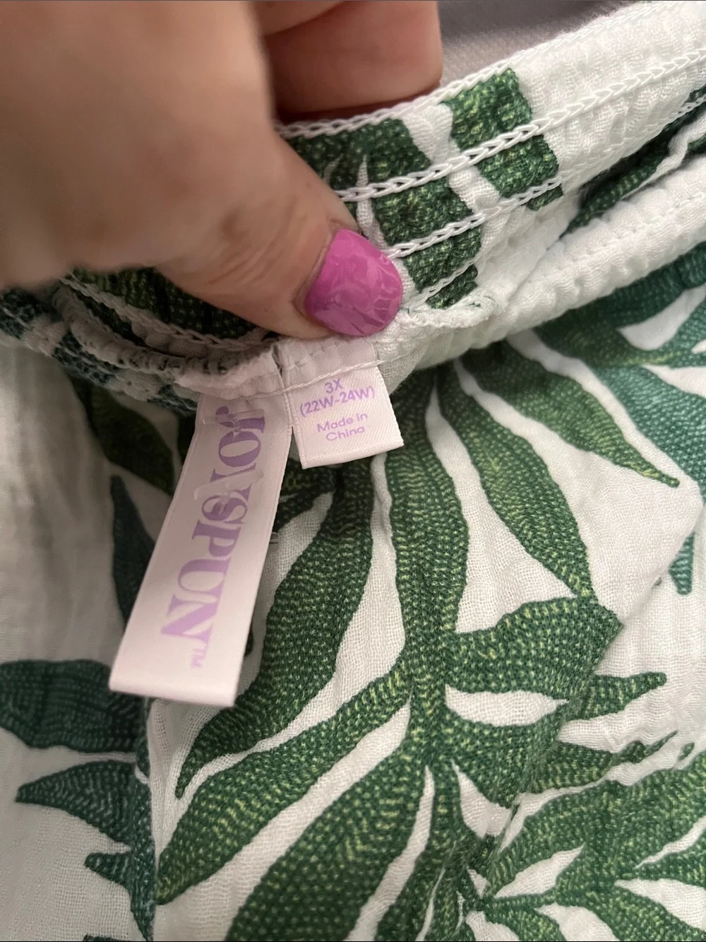 Women's Wide-Leg Leaf Print Pants in Green - Picture 4 of 5